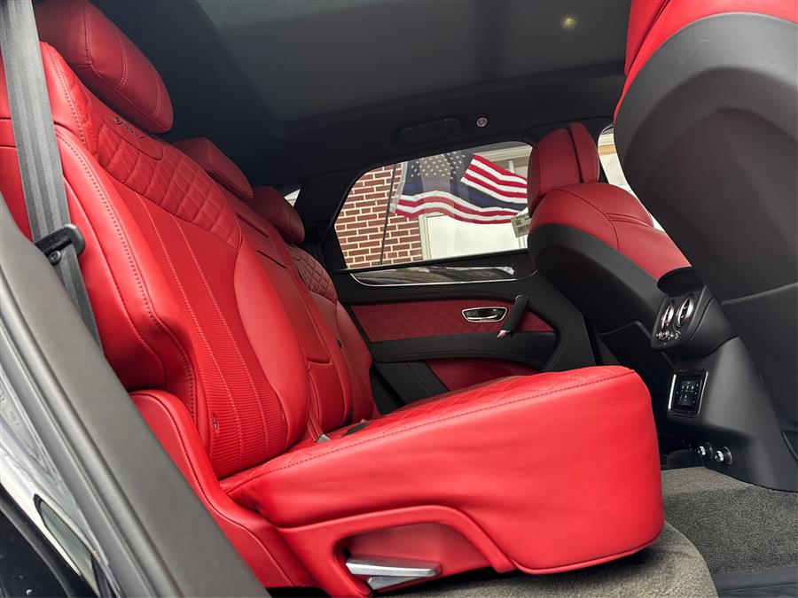 2020 Bentley Bentayga Speed AWD, available for sale in Canton, Connecticut | Lava Motors. Canton, Connecticut 2020 Bentley Bentayga Speed AWD, available for sale in Canton, Connecticut | Lava Motors. Canton, Connecticut