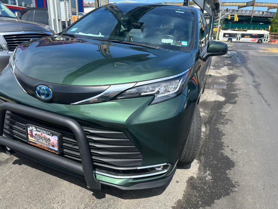 2022 Toyota Sienna XLE FWD 8-Passenger (Natl), available for sale in Brooklyn, New York | Brooklyn Auto Mall LLC. Brooklyn, New York 2022 Toyota Sienna XLE FWD 8-Passenger (Natl), available for sale in Brooklyn, New York | Brooklyn Auto Mall LLC. Brooklyn, New York