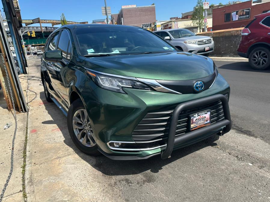 2022 Toyota Sienna XLE FWD 8-Passenger (Natl), available for sale in Brooklyn, New York | Brooklyn Auto Mall LLC. Brooklyn, New York 2022 Toyota Sienna XLE FWD 8-Passenger (Natl), available for sale in Brooklyn, New York | Brooklyn Auto Mall LLC. Brooklyn, New York