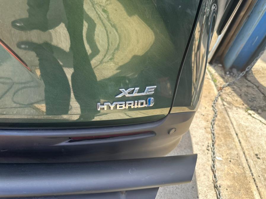 2022 Toyota Sienna XLE FWD 8-Passenger (Natl), available for sale in Brooklyn, New York | Brooklyn Auto Mall LLC. Brooklyn, New York 2022 Toyota Sienna XLE FWD 8-Passenger (Natl), available for sale in Brooklyn, New York | Brooklyn Auto Mall LLC. Brooklyn, New York