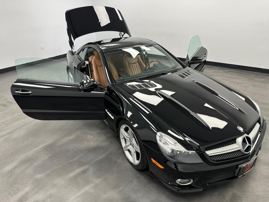 2011 Mercedes-Benz SL-Class 2dr Roadster SL550, available for sale in Elizabeth, New Jersey | M Auto Group. Elizabeth, New Jersey 2011 Mercedes-Benz SL-Class 2dr Roadster SL550, available for sale in Elizabeth, New Jersey | M Auto Group. Elizabeth, New Jersey