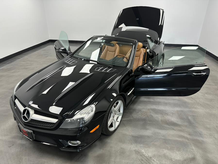 2011 Mercedes-Benz SL-Class 2dr Roadster SL550, available for sale in Elizabeth, New Jersey | M Auto Group. Elizabeth, New Jersey 2011 Mercedes-Benz SL-Class 2dr Roadster SL550, available for sale in Elizabeth, New Jersey | M Auto Group. Elizabeth, New Jersey