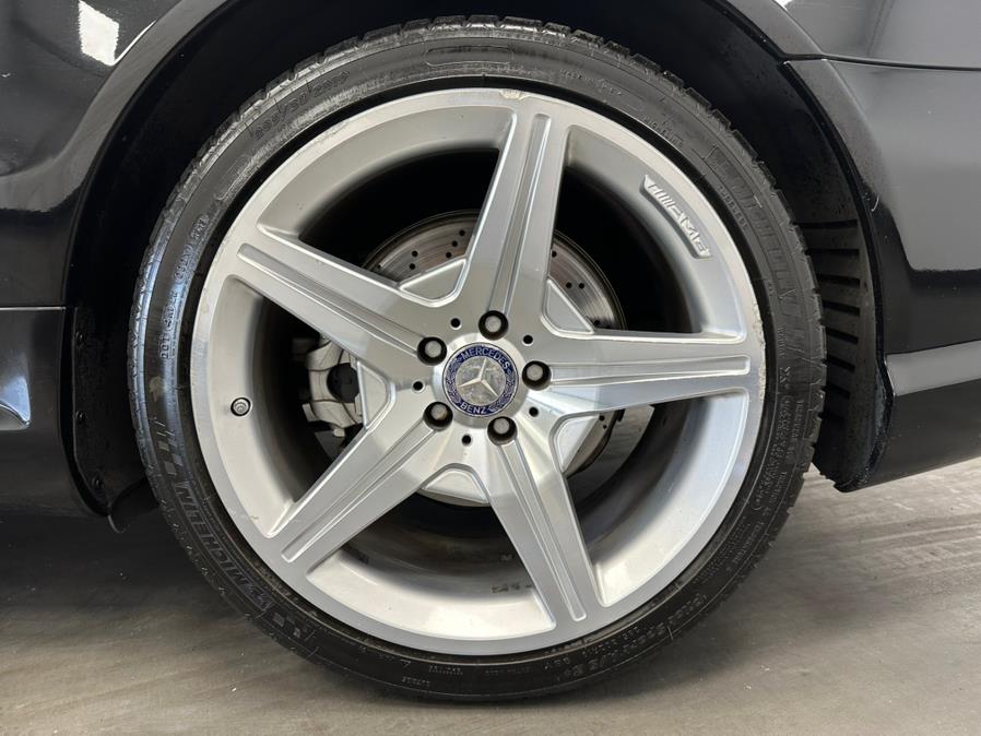 2011 Mercedes-Benz SL-Class 2dr Roadster SL550, available for sale in Elizabeth, New Jersey | M Auto Group. Elizabeth, New Jersey 2011 Mercedes-Benz SL-Class 2dr Roadster SL550, available for sale in Elizabeth, New Jersey | M Auto Group. Elizabeth, New Jersey