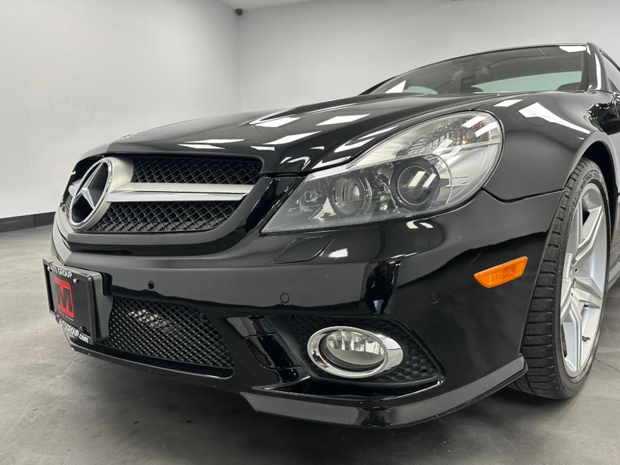 2011 Mercedes-Benz SL-Class 2dr Roadster SL550, available for sale in Elizabeth, New Jersey | M Auto Group. Elizabeth, New Jersey 2011 Mercedes-Benz SL-Class 2dr Roadster SL550, available for sale in Elizabeth, New Jersey | M Auto Group. Elizabeth, New Jersey