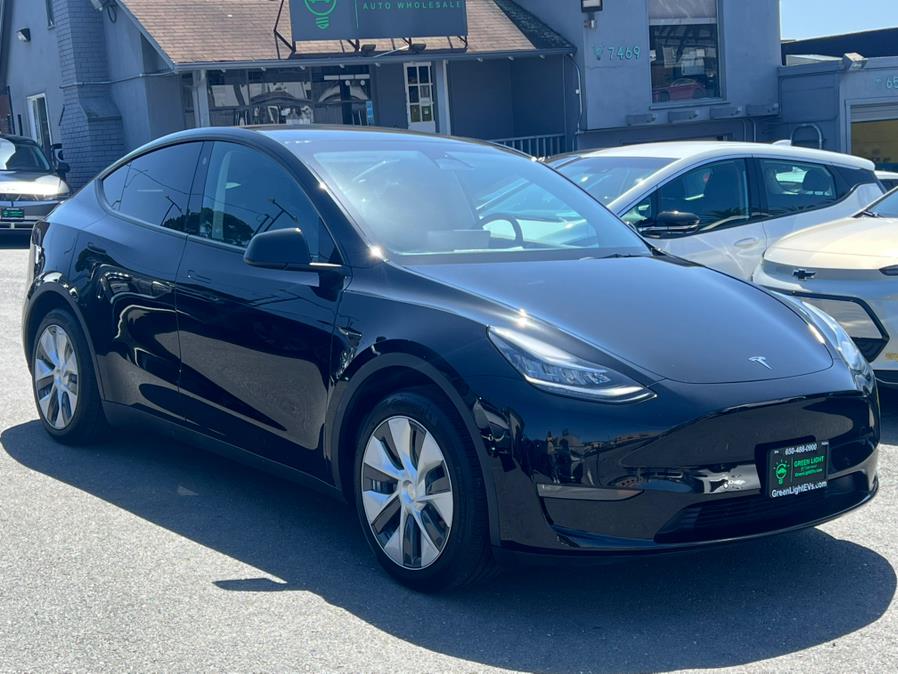 2022 Tesla Model Y Long Range AWD, available for sale in Daly City, California | Green Light Auto Wholesale. Daly City, California 2022 Tesla Model Y Long Range AWD, available for sale in Daly City, California | Green Light Auto Wholesale. Daly City, California