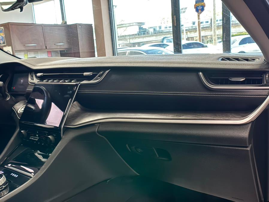 2021 Jeep Grand Cherokee L Limited 4x4, available for sale in Massapequa Park, New York | Power Motors East. Massapequa Park, New York 2021 Jeep Grand Cherokee L Limited 4x4, available for sale in Massapequa Park, New York | Power Motors East. Massapequa Park, New York