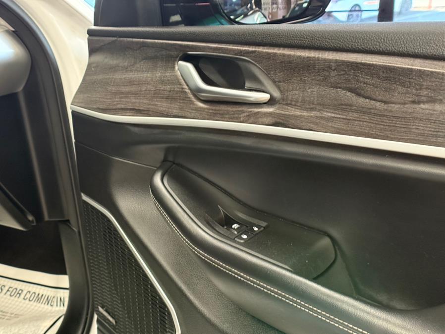 2021 Jeep Grand Cherokee L Limited 4x4, available for sale in Massapequa Park, New York | Power Motors East. Massapequa Park, New York 2021 Jeep Grand Cherokee L Limited 4x4, available for sale in Massapequa Park, New York | Power Motors East. Massapequa Park, New York
