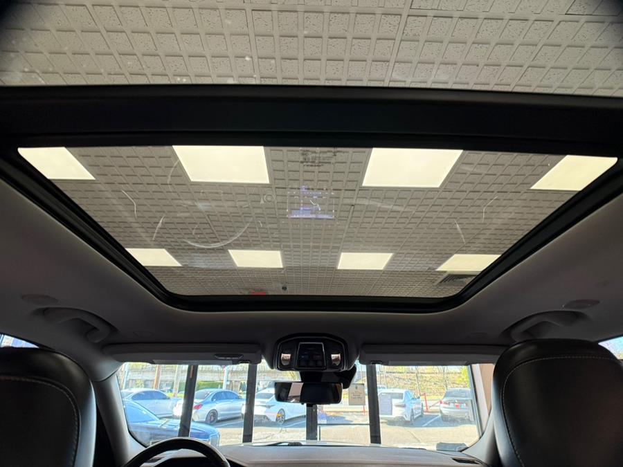 2021 Jeep Grand Cherokee L Limited 4x4, available for sale in Massapequa Park, New York | Power Motors East. Massapequa Park, New York 2021 Jeep Grand Cherokee L Limited 4x4, available for sale in Massapequa Park, New York | Power Motors East. Massapequa Park, New York