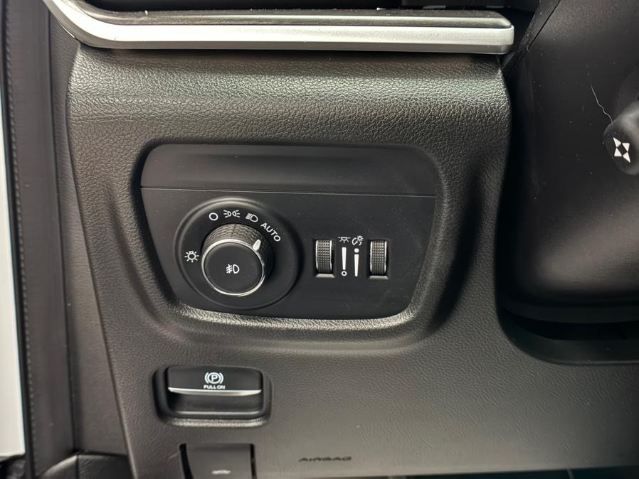 2021 Jeep Grand Cherokee L Limited 4x4, available for sale in Massapequa Park, New York | Power Motors East. Massapequa Park, New York 2021 Jeep Grand Cherokee L Limited 4x4, available for sale in Massapequa Park, New York | Power Motors East. Massapequa Park, New York