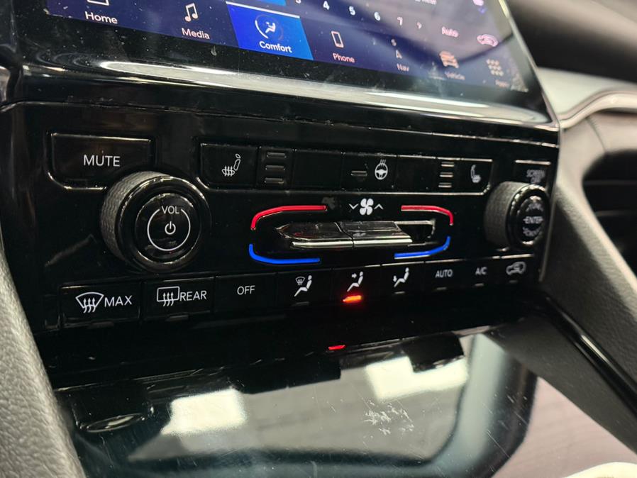 2021 Jeep Grand Cherokee L Limited 4x4, available for sale in Massapequa Park, New York | Power Motors East. Massapequa Park, New York 2021 Jeep Grand Cherokee L Limited 4x4, available for sale in Massapequa Park, New York | Power Motors East. Massapequa Park, New York