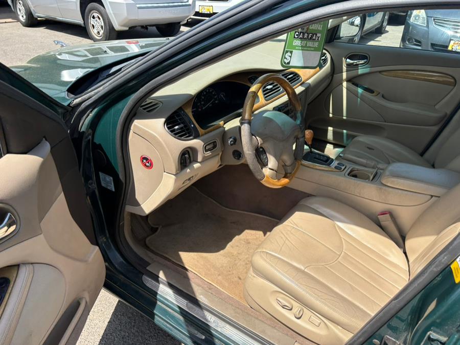 2001 Jaguar S-TYPE 4dr Sdn V8, available for sale in East Windsor, Connecticut | CT Car Co LLC. East Windsor, Connecticut 2001 Jaguar S-TYPE 4dr Sdn V8, available for sale in East Windsor, Connecticut | CT Car Co LLC. East Windsor, Connecticut