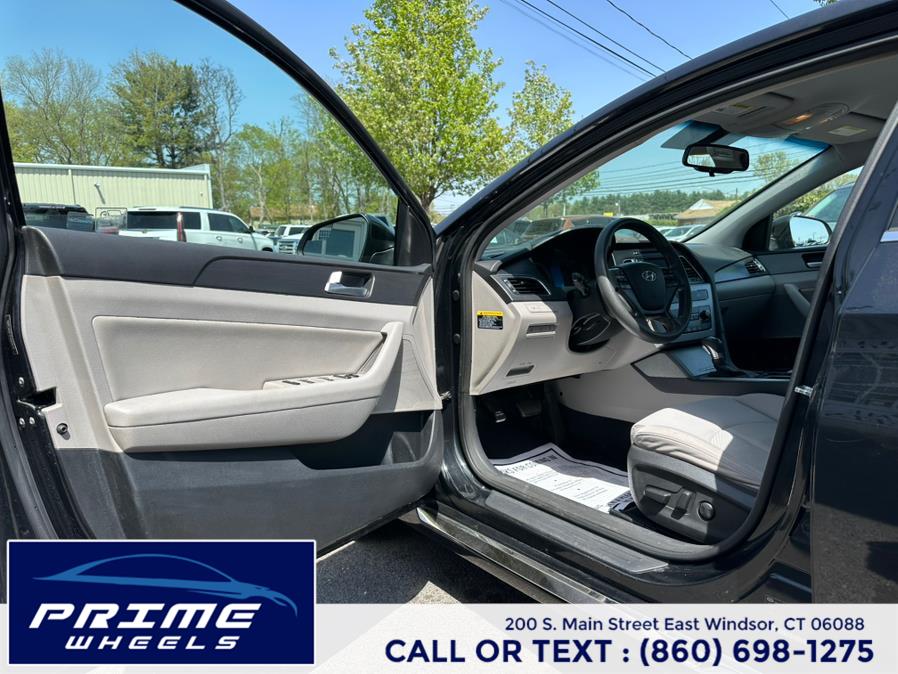 2015 Hyundai Sonata 4dr Sdn 2.4L Sport, available for sale in East Windsor, Connecticut | Prime Wheels. East Windsor, Connecticut 2015 Hyundai Sonata 4dr Sdn 2.4L Sport, available for sale in East Windsor, Connecticut | Prime Wheels. East Windsor, Connecticut