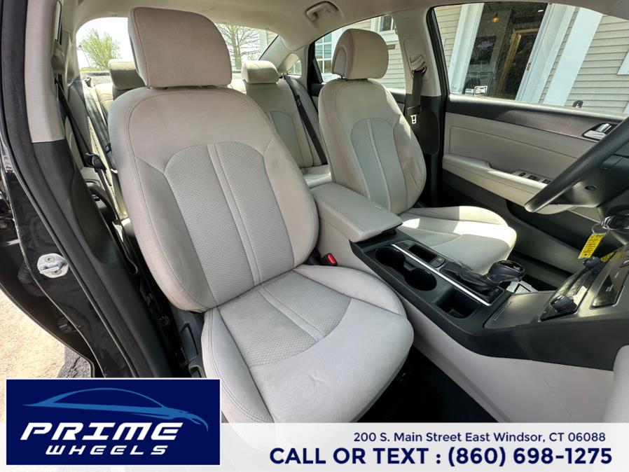 2015 Hyundai Sonata 4dr Sdn 2.4L Sport, available for sale in East Windsor, Connecticut | Prime Wheels. East Windsor, Connecticut 2015 Hyundai Sonata 4dr Sdn 2.4L Sport, available for sale in East Windsor, Connecticut | Prime Wheels. East Windsor, Connecticut