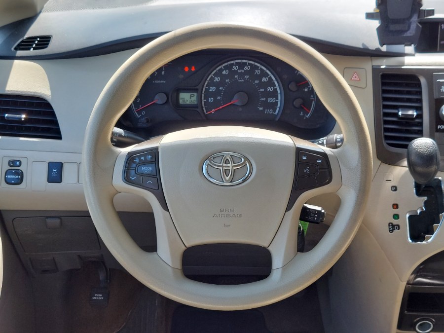 2014 Toyota Sienna 5dr 8-Pass Van V6 LE FWD (Natl), available for sale in East Windsor, Connecticut | United Auto Sales of E Windsor, Inc. East Windsor, Connecticut 2014 Toyota Sienna 5dr 8-Pass Van V6 LE FWD (Natl), available for sale in East Windsor, Connecticut | United Auto Sales of E Windsor, Inc. East Windsor, Connecticut