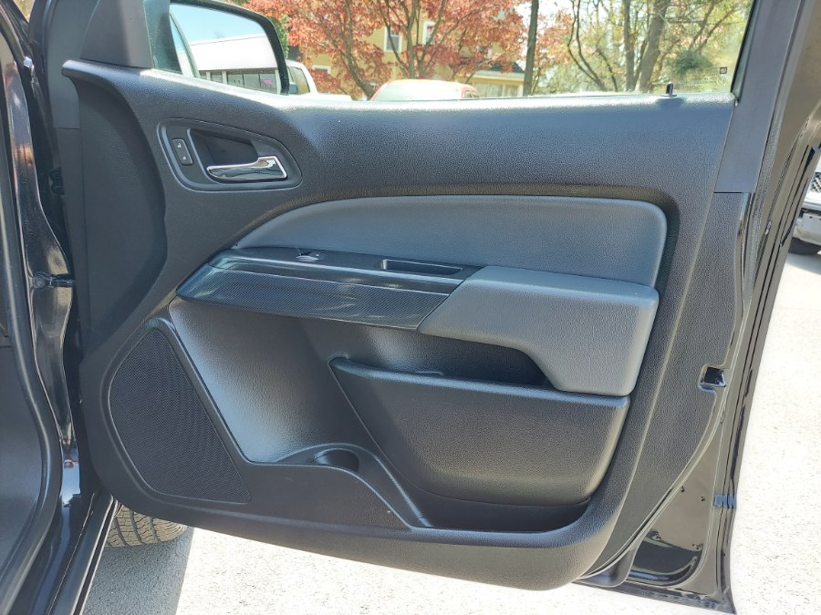 2017 Chevrolet Colorado 4WD Ext Cab 128.3" Z71, available for sale in East Windsor, Connecticut | United Auto Sales of E Windsor, Inc. East Windsor, Connecticut 2017 Chevrolet Colorado 4WD Ext Cab 128.3" Z71, available for sale in East Windsor, Connecticut | United Auto Sales of E Windsor, Inc. East Windsor, Connecticut