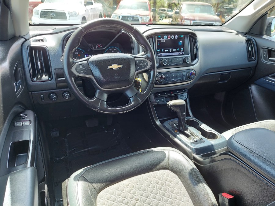 2017 Chevrolet Colorado 4WD Ext Cab 128.3" Z71, available for sale in East Windsor, Connecticut | United Auto Sales of E Windsor, Inc. East Windsor, Connecticut 2017 Chevrolet Colorado 4WD Ext Cab 128.3" Z71, available for sale in East Windsor, Connecticut | United Auto Sales of E Windsor, Inc. East Windsor, Connecticut