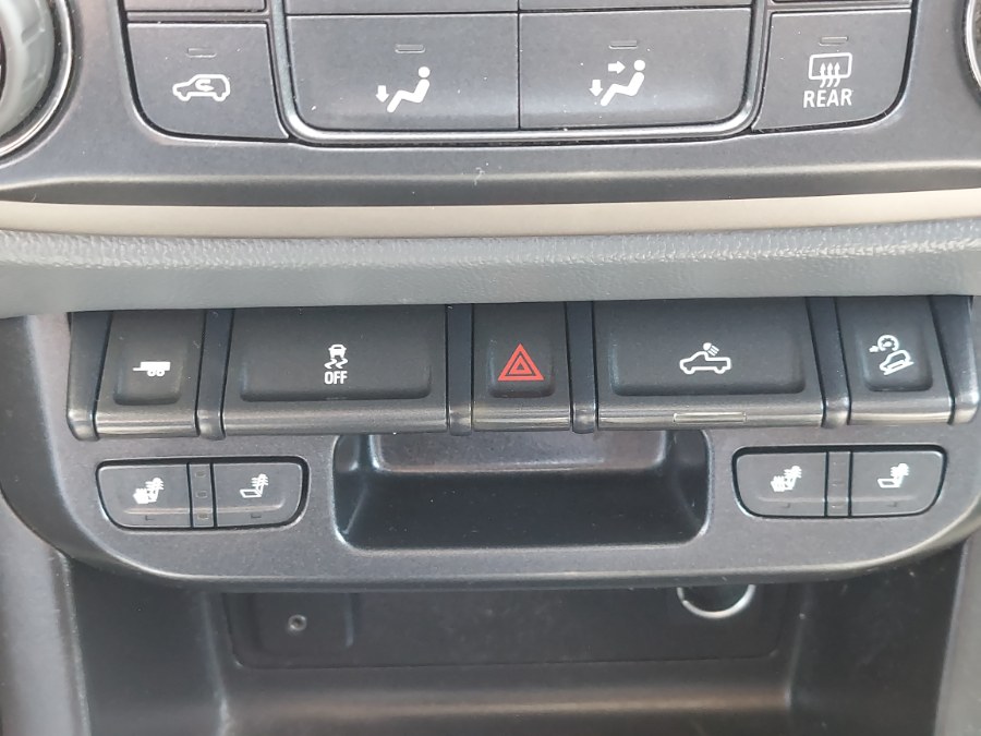 2017 Chevrolet Colorado 4WD Ext Cab 128.3" Z71, available for sale in East Windsor, Connecticut | United Auto Sales of E Windsor, Inc. East Windsor, Connecticut 2017 Chevrolet Colorado 4WD Ext Cab 128.3" Z71, available for sale in East Windsor, Connecticut | United Auto Sales of E Windsor, Inc. East Windsor, Connecticut