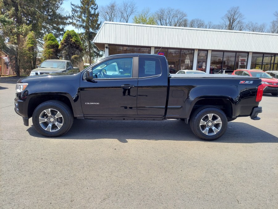 2017 Chevrolet Colorado 4WD Ext Cab 128.3" Z71, available for sale in East Windsor, Connecticut | United Auto Sales of E Windsor, Inc. East Windsor, Connecticut 2017 Chevrolet Colorado 4WD Ext Cab 128.3" Z71, available for sale in East Windsor, Connecticut | United Auto Sales of E Windsor, Inc. East Windsor, Connecticut