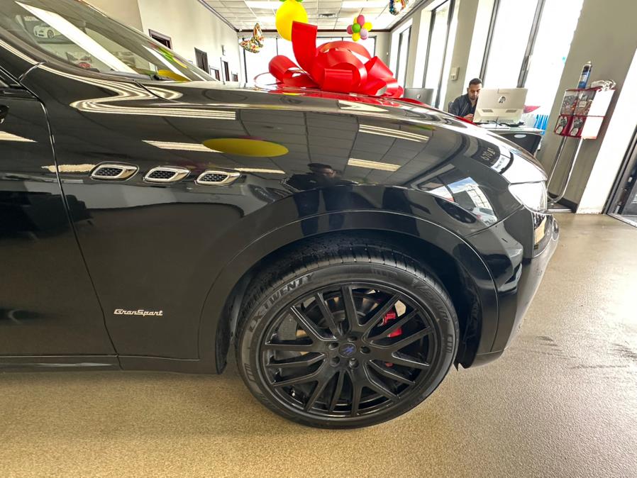 2018 Maserati Levante GranSport 3.0L, available for sale in Inwood, New York | 5 Towns Drive. Inwood, New York 2018 Maserati Levante GranSport 3.0L, available for sale in Inwood, New York | 5 Towns Drive. Inwood, New York