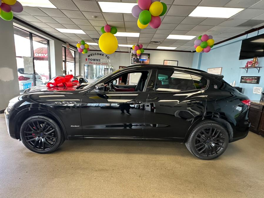 2018 Maserati Levante GranSport 3.0L, available for sale in Inwood, New York | 5 Towns Drive. Inwood, New York 2018 Maserati Levante GranSport 3.0L, available for sale in Inwood, New York | 5 Towns Drive. Inwood, New York