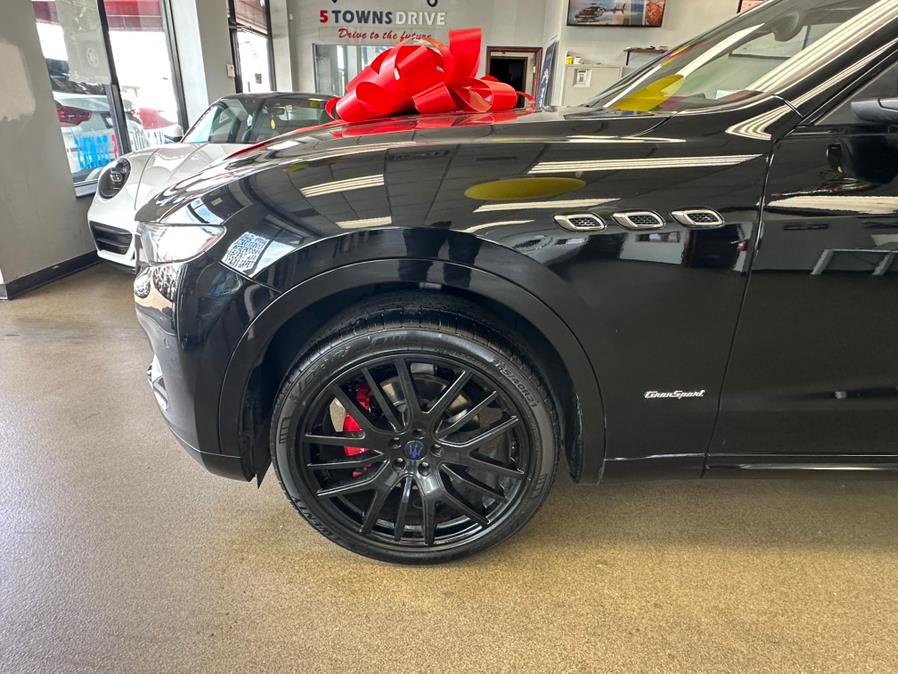 2018 Maserati Levante GranSport 3.0L, available for sale in Inwood, New York | 5 Towns Drive. Inwood, New York 2018 Maserati Levante GranSport 3.0L, available for sale in Inwood, New York | 5 Towns Drive. Inwood, New York