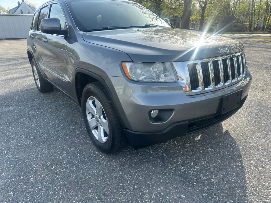 2012 Jeep Grand Cherokee 4WD 4dr Laredo, available for sale in Springfield, Massachusetts | Auto Globe LLC. Springfield, Massachusetts 2012 Jeep Grand Cherokee 4WD 4dr Laredo, available for sale in Springfield, Massachusetts | Auto Globe LLC. Springfield, Massachusetts