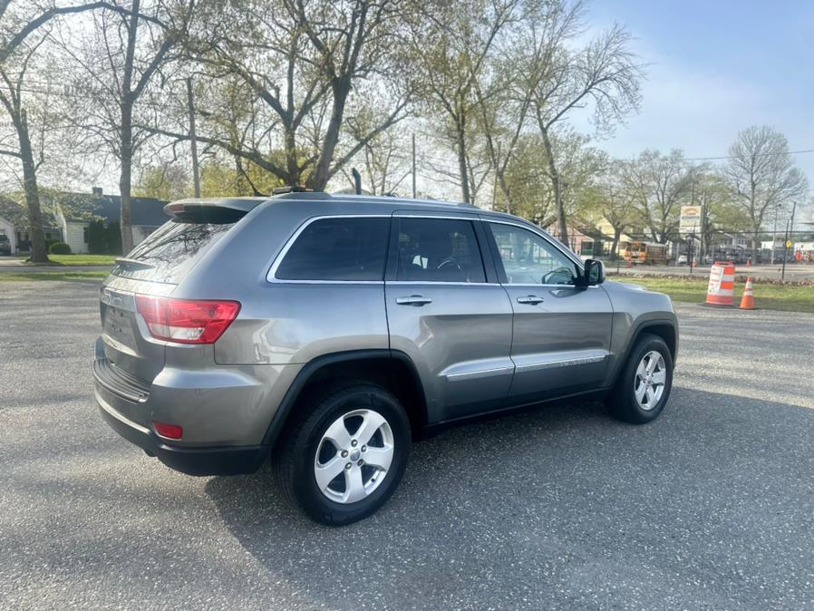 2012 Jeep Grand Cherokee 4WD 4dr Laredo, available for sale in Springfield, Massachusetts | Auto Globe LLC. Springfield, Massachusetts 2012 Jeep Grand Cherokee 4WD 4dr Laredo, available for sale in Springfield, Massachusetts | Auto Globe LLC. Springfield, Massachusetts