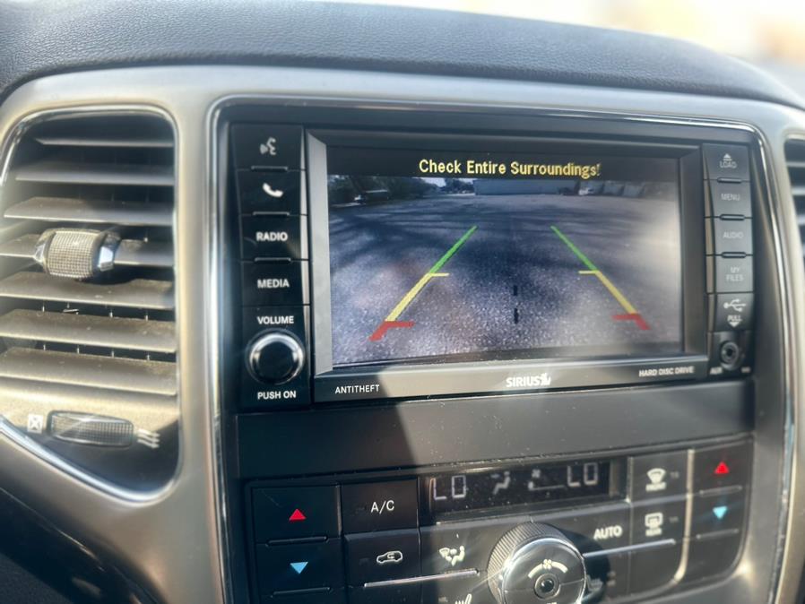 2012 Jeep Grand Cherokee 4WD 4dr Laredo, available for sale in Springfield, Massachusetts | Auto Globe LLC. Springfield, Massachusetts 2012 Jeep Grand Cherokee 4WD 4dr Laredo, available for sale in Springfield, Massachusetts | Auto Globe LLC. Springfield, Massachusetts