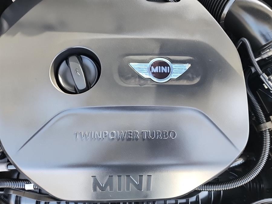2017 MINI Hardtop 2 Door Cooper S FWD, available for sale in Islip, New York | L.I. Auto Gallery. Islip, New York 2017 MINI Hardtop 2 Door Cooper S FWD, available for sale in Islip, New York | L.I. Auto Gallery. Islip, New York