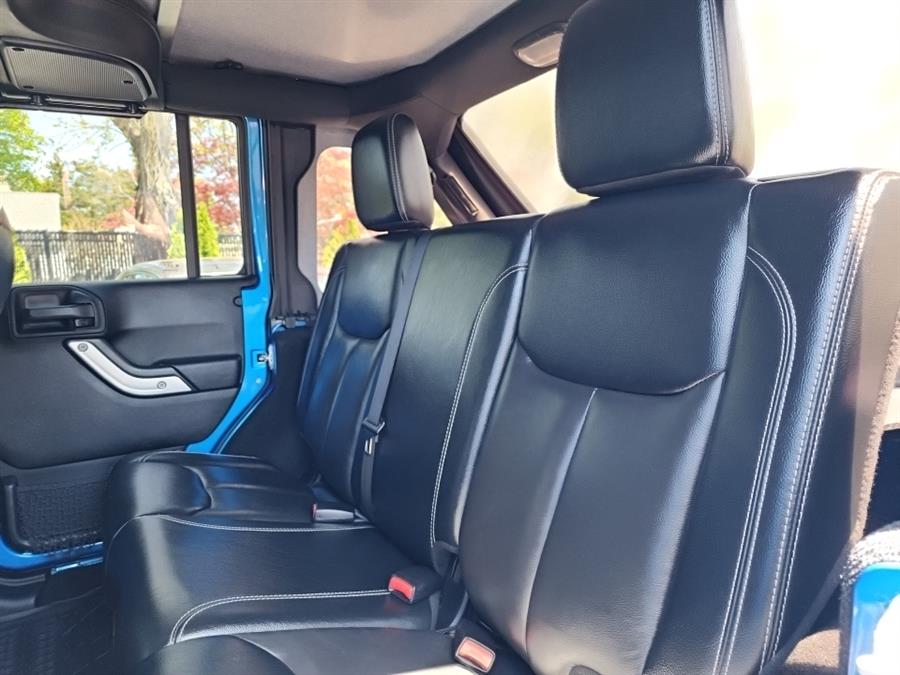 2015 Jeep Wrangler Unlimited 4WD 4dr Sahara, available for sale in Islip, New York | L.I. Auto Gallery. Islip, New York 2015 Jeep Wrangler Unlimited 4WD 4dr Sahara, available for sale in Islip, New York | L.I. Auto Gallery. Islip, New York