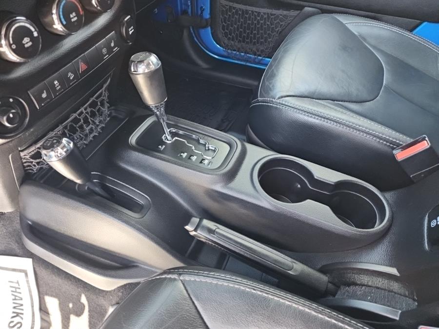 2015 Jeep Wrangler Unlimited 4WD 4dr Sahara, available for sale in Islip, New York | L.I. Auto Gallery. Islip, New York 2015 Jeep Wrangler Unlimited 4WD 4dr Sahara, available for sale in Islip, New York | L.I. Auto Gallery. Islip, New York