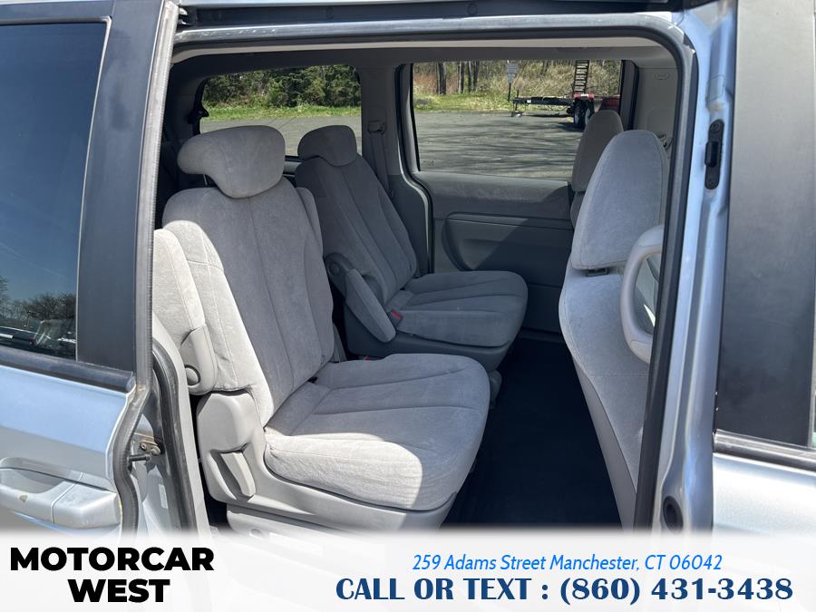 2008 Kia Sedona 4dr LWB LX, available for sale in Manchester, Connecticut | Motorcar West. Manchester, Connecticut 2008 Kia Sedona 4dr LWB LX, available for sale in Manchester, Connecticut | Motorcar West. Manchester, Connecticut