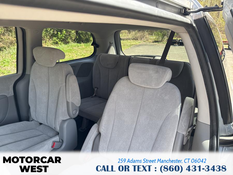 2008 Kia Sedona 4dr LWB LX, available for sale in Manchester, Connecticut | Motorcar West. Manchester, Connecticut 2008 Kia Sedona 4dr LWB LX, available for sale in Manchester, Connecticut | Motorcar West. Manchester, Connecticut