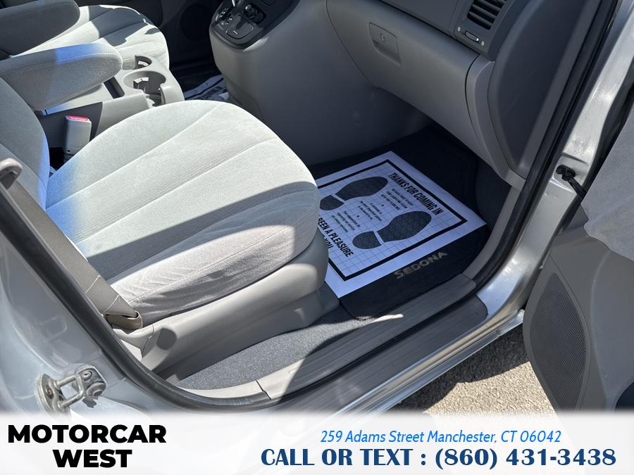 2008 Kia Sedona 4dr LWB LX, available for sale in Manchester, Connecticut | Motorcar West. Manchester, Connecticut 2008 Kia Sedona 4dr LWB LX, available for sale in Manchester, Connecticut | Motorcar West. Manchester, Connecticut
