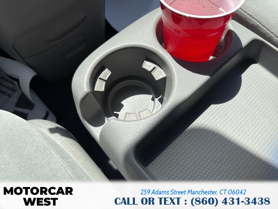 2008 Kia Sedona 4dr LWB LX, available for sale in Manchester, Connecticut | Motorcar West. Manchester, Connecticut 2008 Kia Sedona 4dr LWB LX, available for sale in Manchester, Connecticut | Motorcar West. Manchester, Connecticut