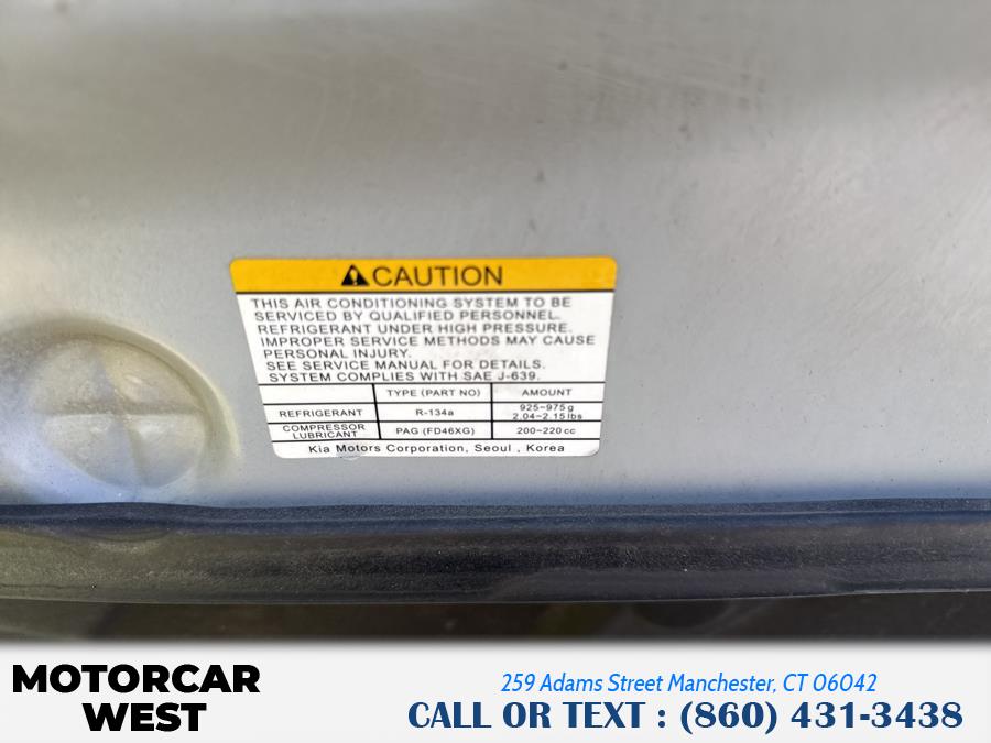 2008 Kia Sedona 4dr LWB LX, available for sale in Manchester, Connecticut | Motorcar West. Manchester, Connecticut 2008 Kia Sedona 4dr LWB LX, available for sale in Manchester, Connecticut | Motorcar West. Manchester, Connecticut