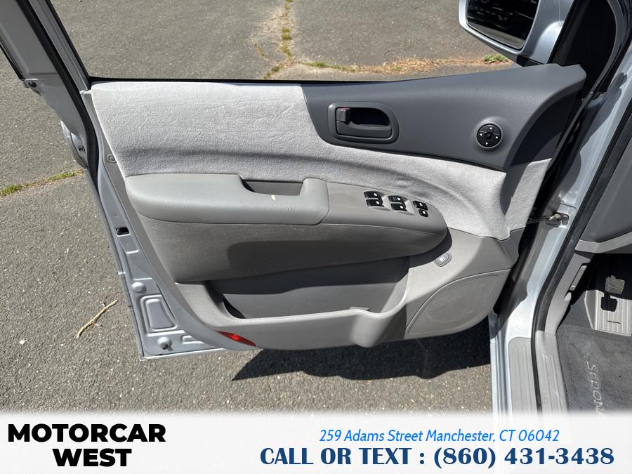 2008 Kia Sedona 4dr LWB LX, available for sale in Manchester, Connecticut | Motorcar West. Manchester, Connecticut 2008 Kia Sedona 4dr LWB LX, available for sale in Manchester, Connecticut | Motorcar West. Manchester, Connecticut