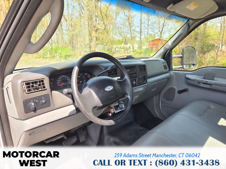 2004 Ford Super Duty F-550 DRW Reg Cab 201" WB 120" CA XLT, available for sale in Manchester, Connecticut | Motorcar West. Manchester, Connecticut 2004 Ford Super Duty F-550 DRW Reg Cab 201" WB 120" CA XLT, available for sale in Manchester, Connecticut | Motorcar West. Manchester, Connecticut