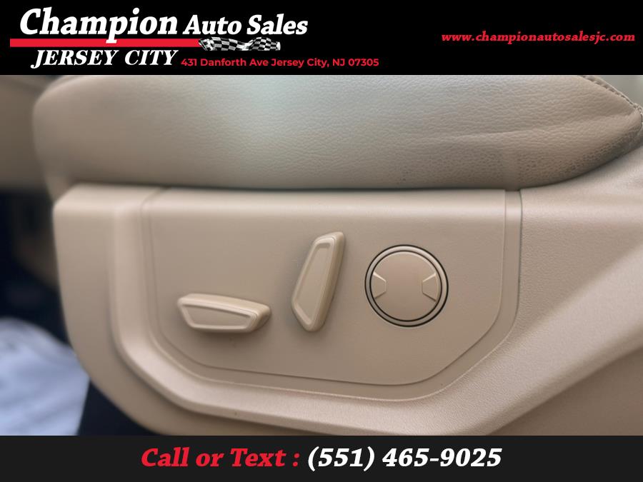 2019 Ford F-150 LARIAT 4WD SuperCrew 5.5'' Box, available for sale in Jersey City, New Jersey | Champion Auto Sales. Jersey City, New Jersey 2019 Ford F-150 LARIAT 4WD SuperCrew 5.5'' Box, available for sale in Jersey City, New Jersey | Champion Auto Sales. Jersey City, New Jersey
