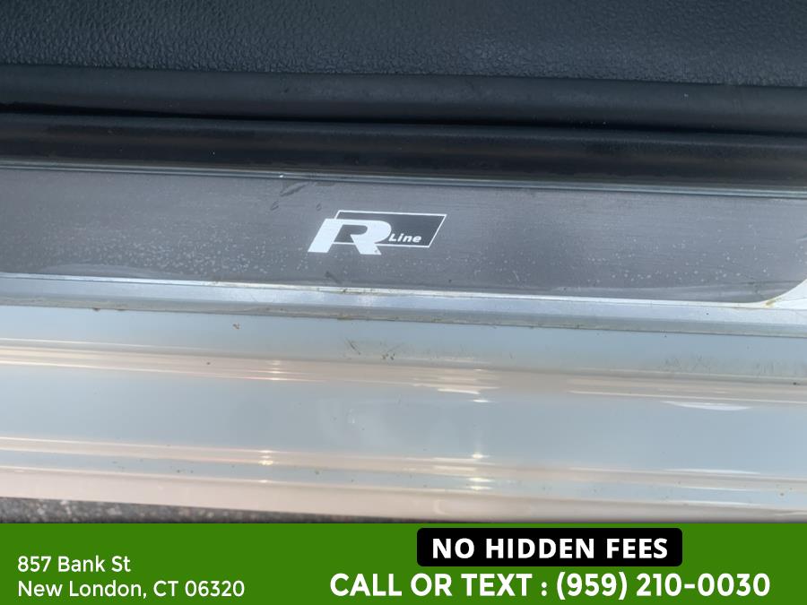 2017 Volkswagen Passat R-Line w/Comfort Pkg Auto, available for sale in New London, Connecticut | McAvoy Inc dba Town Hill Auto. New London, Connecticut 2017 Volkswagen Passat R-Line w/Comfort Pkg Auto, available for sale in New London, Connecticut | McAvoy Inc dba Town Hill Auto. New London, Connecticut