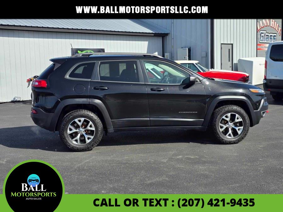 2017 Jeep Cherokee Trailhawk 4x4 *Ltd Avail*, available for sale in Brewer, Maine | Ball Motorsports LLC. Brewer, Maine 2017 Jeep Cherokee Trailhawk 4x4 *Ltd Avail*, available for sale in Brewer, Maine | Ball Motorsports LLC. Brewer, Maine