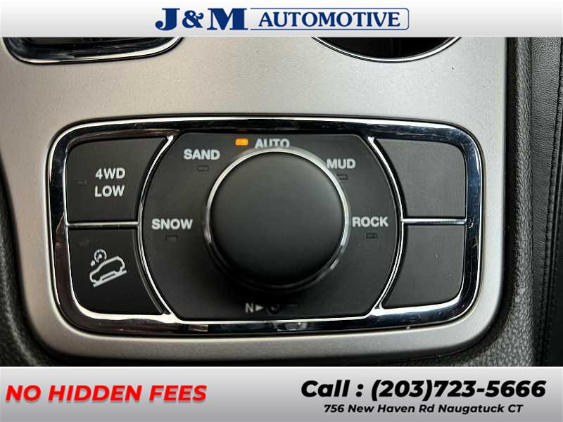 2019 Jeep Grand Cherokee Limited, available for sale in Naugatuck, Connecticut | J&M Automotive Sls&Svc LLC. Naugatuck, Connecticut 2019 Jeep Grand Cherokee Limited, available for sale in Naugatuck, Connecticut | J&M Automotive Sls&Svc LLC. Naugatuck, Connecticut