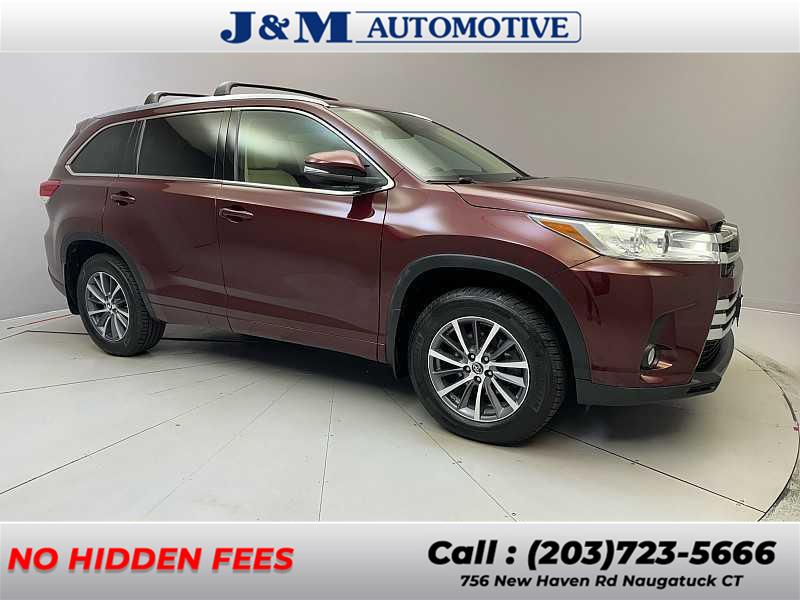 2018 Toyota Highlander XLE, available for sale in Naugatuck, Connecticut | J&M Automotive Sls&Svc LLC. Naugatuck, Connecticut 2018 Toyota Highlander XLE, available for sale in Naugatuck, Connecticut | J&M Automotive Sls&Svc LLC. Naugatuck, Connecticut