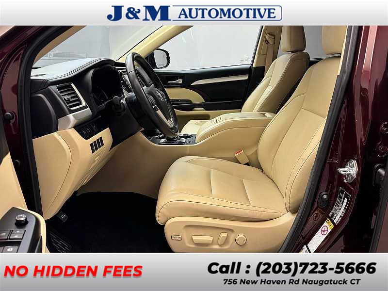 2018 Toyota Highlander XLE, available for sale in Naugatuck, Connecticut | J&M Automotive Sls&Svc LLC. Naugatuck, Connecticut 2018 Toyota Highlander XLE, available for sale in Naugatuck, Connecticut | J&M Automotive Sls&Svc LLC. Naugatuck, Connecticut