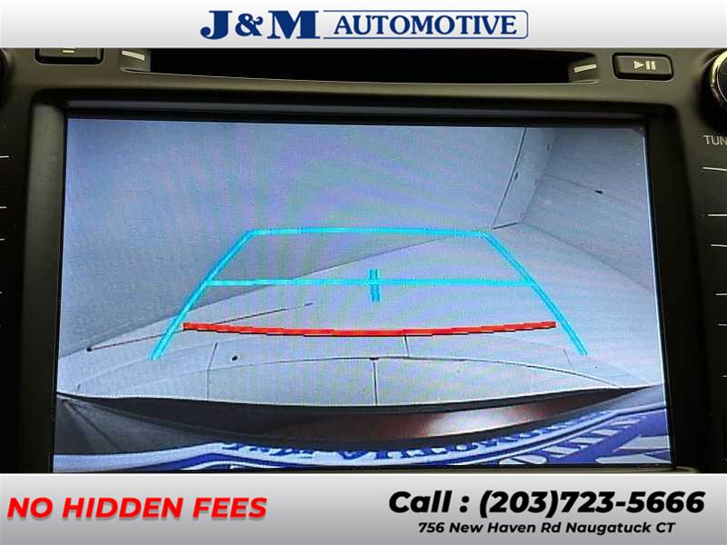 2018 Toyota Highlander XLE, available for sale in Naugatuck, Connecticut | J&M Automotive Sls&Svc LLC. Naugatuck, Connecticut 2018 Toyota Highlander XLE, available for sale in Naugatuck, Connecticut | J&M Automotive Sls&Svc LLC. Naugatuck, Connecticut