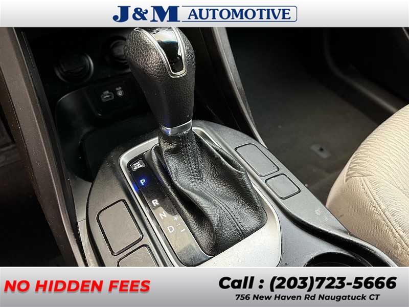 2017 Hyundai Santa Fe Sport 2.4L, available for sale in Naugatuck, Connecticut | J&M Automotive Sls&Svc LLC. Naugatuck, Connecticut 2017 Hyundai Santa Fe Sport 2.4L, available for sale in Naugatuck, Connecticut | J&M Automotive Sls&Svc LLC. Naugatuck, Connecticut
