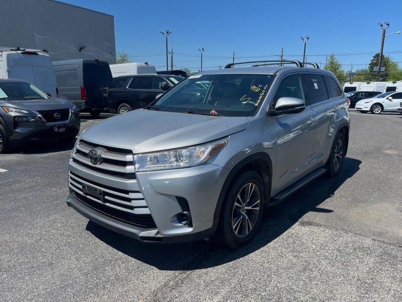 2018 Toyota Highlander LE V6 AWD, available for sale in Maple Shade, New Jersey | Car Revolution. Maple Shade, New Jersey 2018 Toyota Highlander LE V6 AWD, available for sale in Maple Shade, New Jersey | Car Revolution. Maple Shade, New Jersey