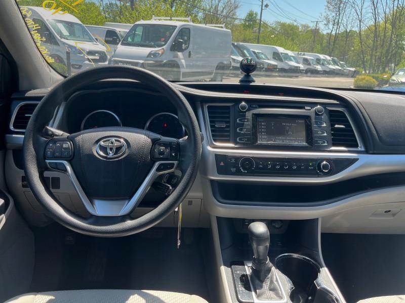 2018 Toyota Highlander LE V6 AWD, available for sale in Maple Shade, New Jersey | Car Revolution. Maple Shade, New Jersey 2018 Toyota Highlander LE V6 AWD, available for sale in Maple Shade, New Jersey | Car Revolution. Maple Shade, New Jersey