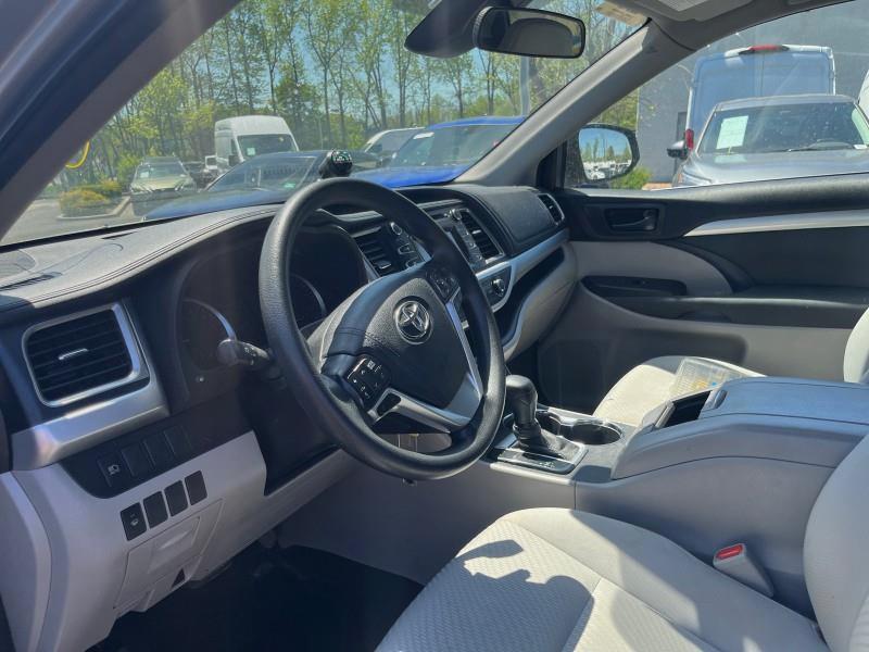 2018 Toyota Highlander LE V6 AWD, available for sale in Maple Shade, New Jersey | Car Revolution. Maple Shade, New Jersey 2018 Toyota Highlander LE V6 AWD, available for sale in Maple Shade, New Jersey | Car Revolution. Maple Shade, New Jersey