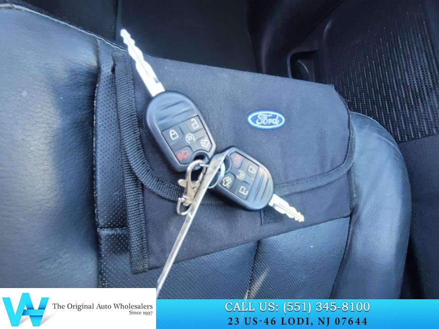 2015 Ford Expedition EL 4WD 4dr XLT, available for sale in Lodi, New Jersey | AW Auto & Truck Wholesalers, Inc. Lodi, New Jersey 2015 Ford Expedition EL 4WD 4dr XLT, available for sale in Lodi, New Jersey | AW Auto & Truck Wholesalers, Inc. Lodi, New Jersey
